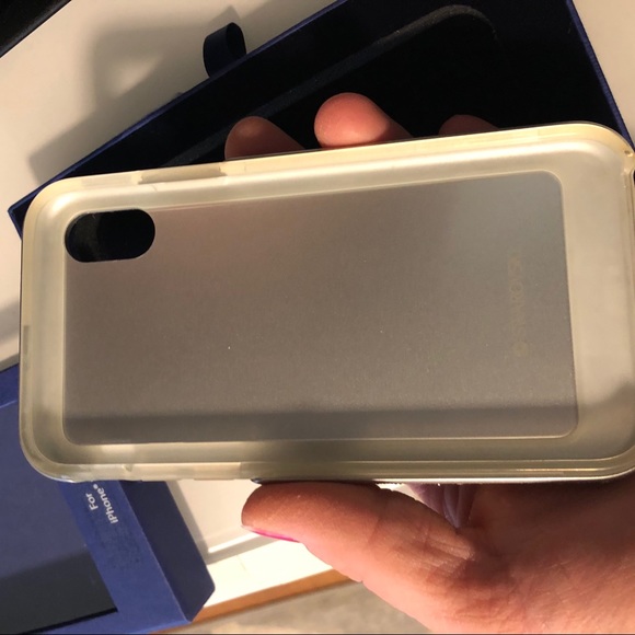 Swarovski Glam Rock IPhone X case - Picture 2 of 9